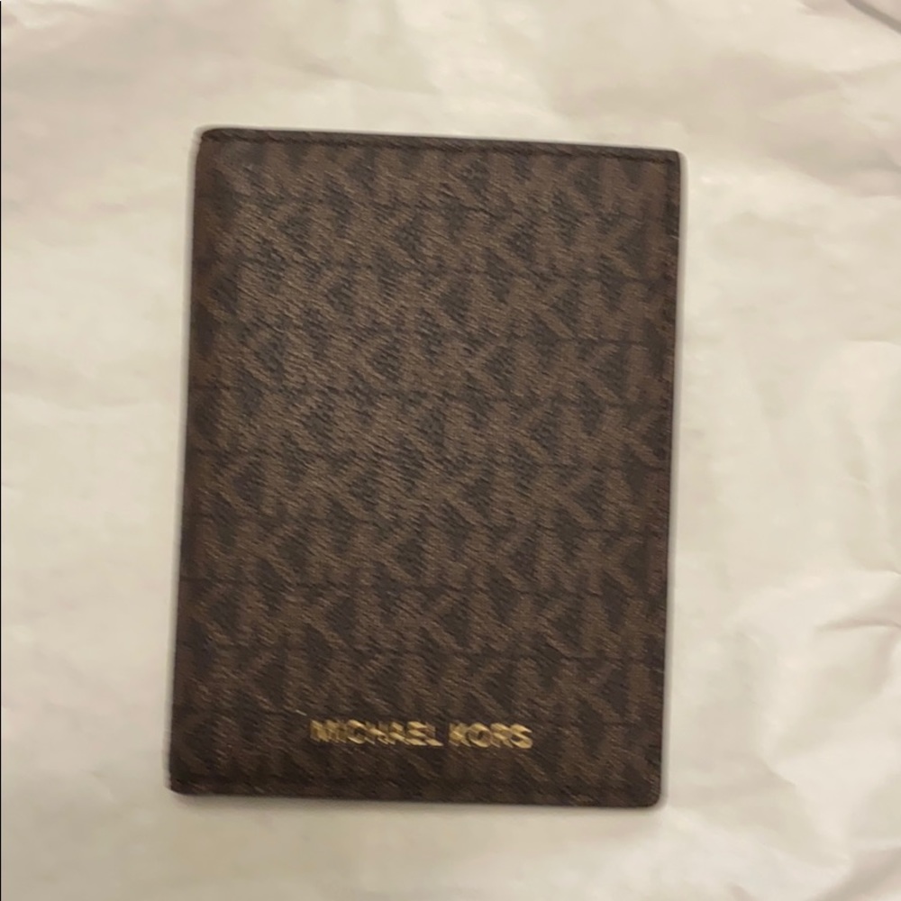 Michael Kors Bedford Travel Passport Wallet